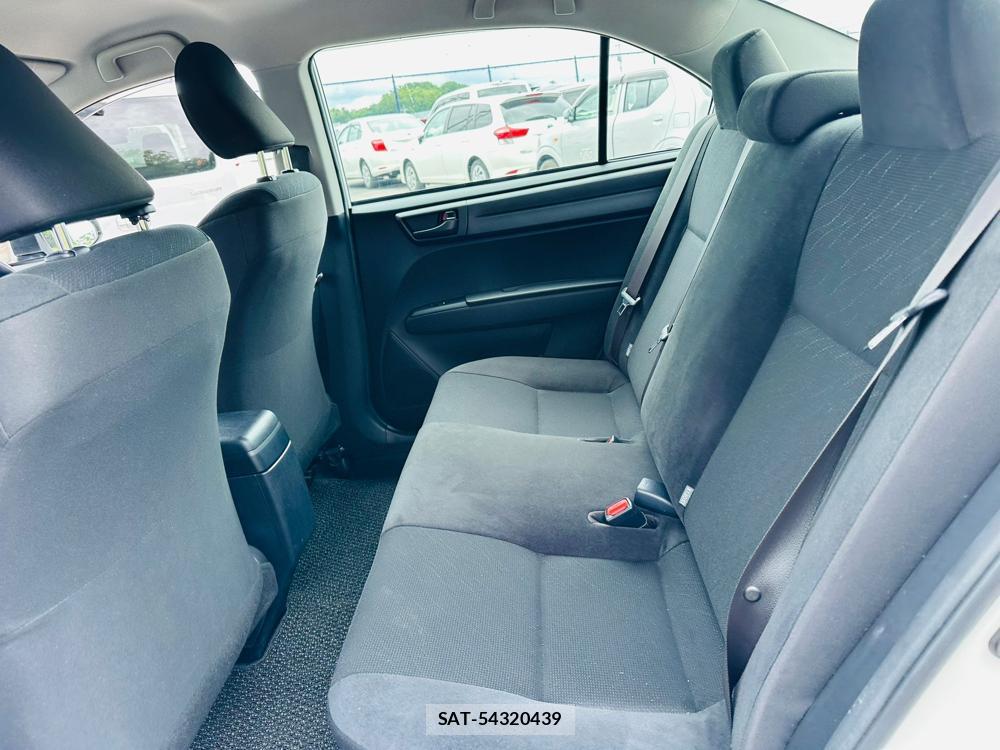 Toyota COROLLA AXIO 2019-01 7351405-9