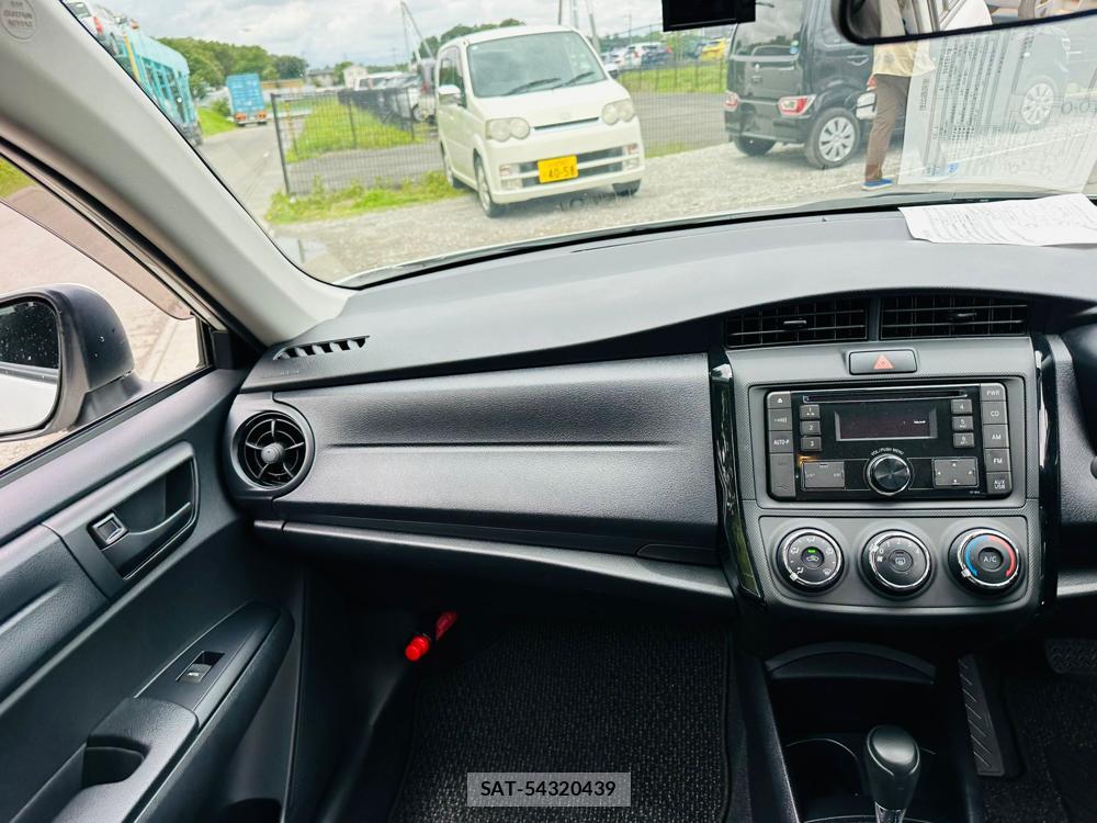 Toyota COROLLA AXIO 2019-01 7351405-17