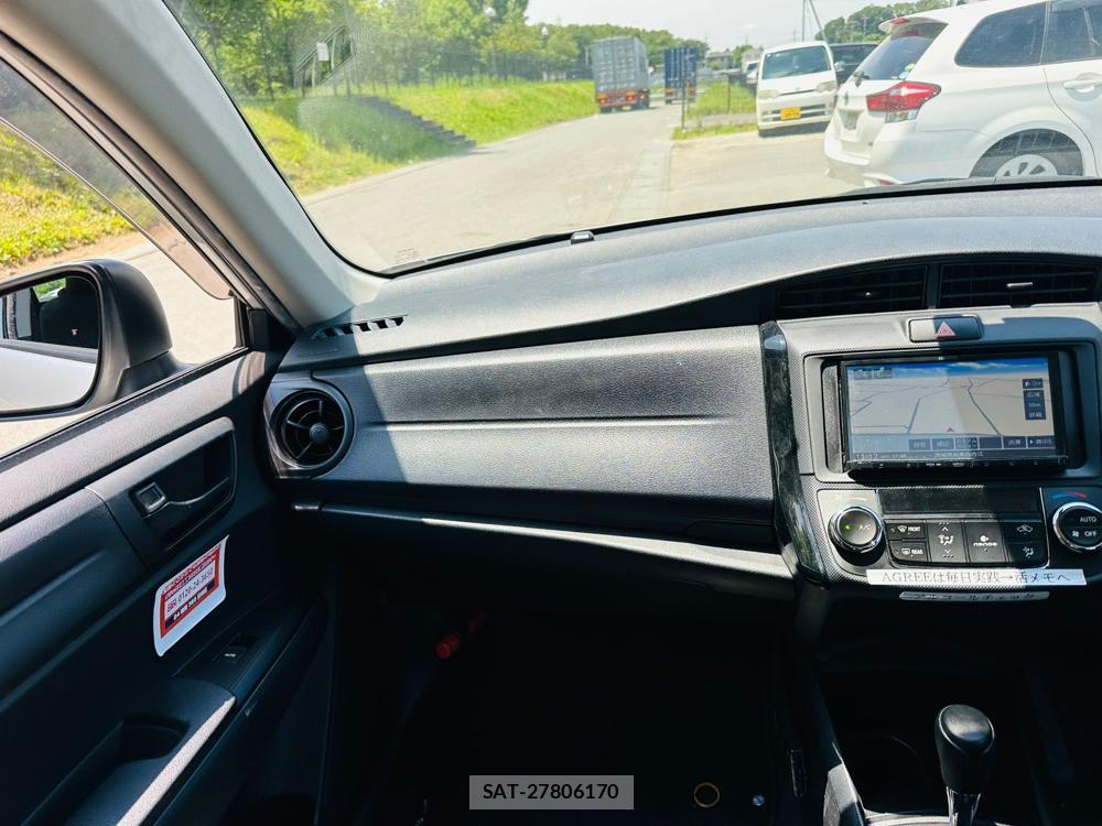 Toyota COROLLA AXIO 2019-05 7369169-17