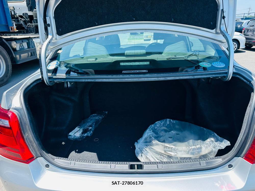 Toyota COROLLA AXIO 2019-05 7369169-25