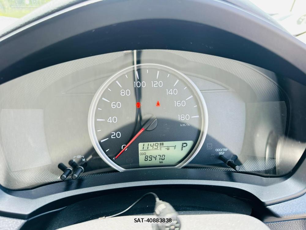 Toyota COROLLA AXIO 2020-04 7366394-15