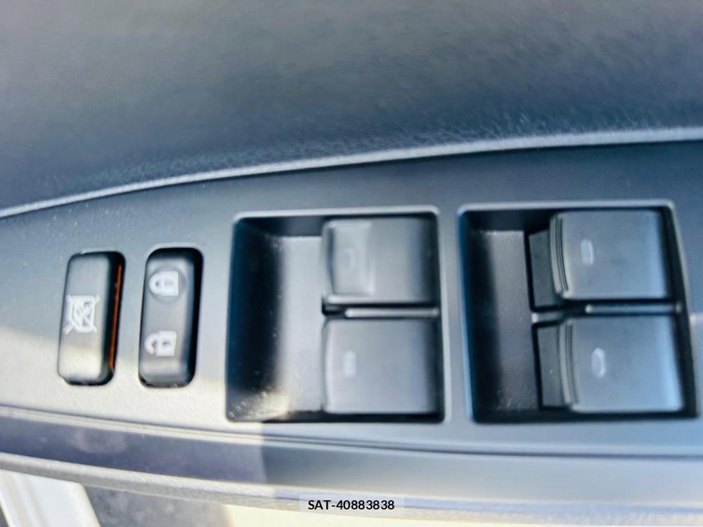 Toyota COROLLA AXIO 2020-04 7366394-22