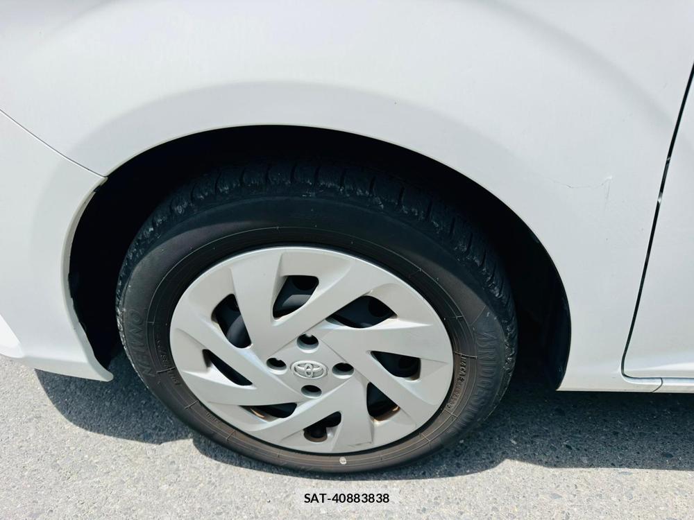Toyota COROLLA AXIO 2020-04 7366394-29