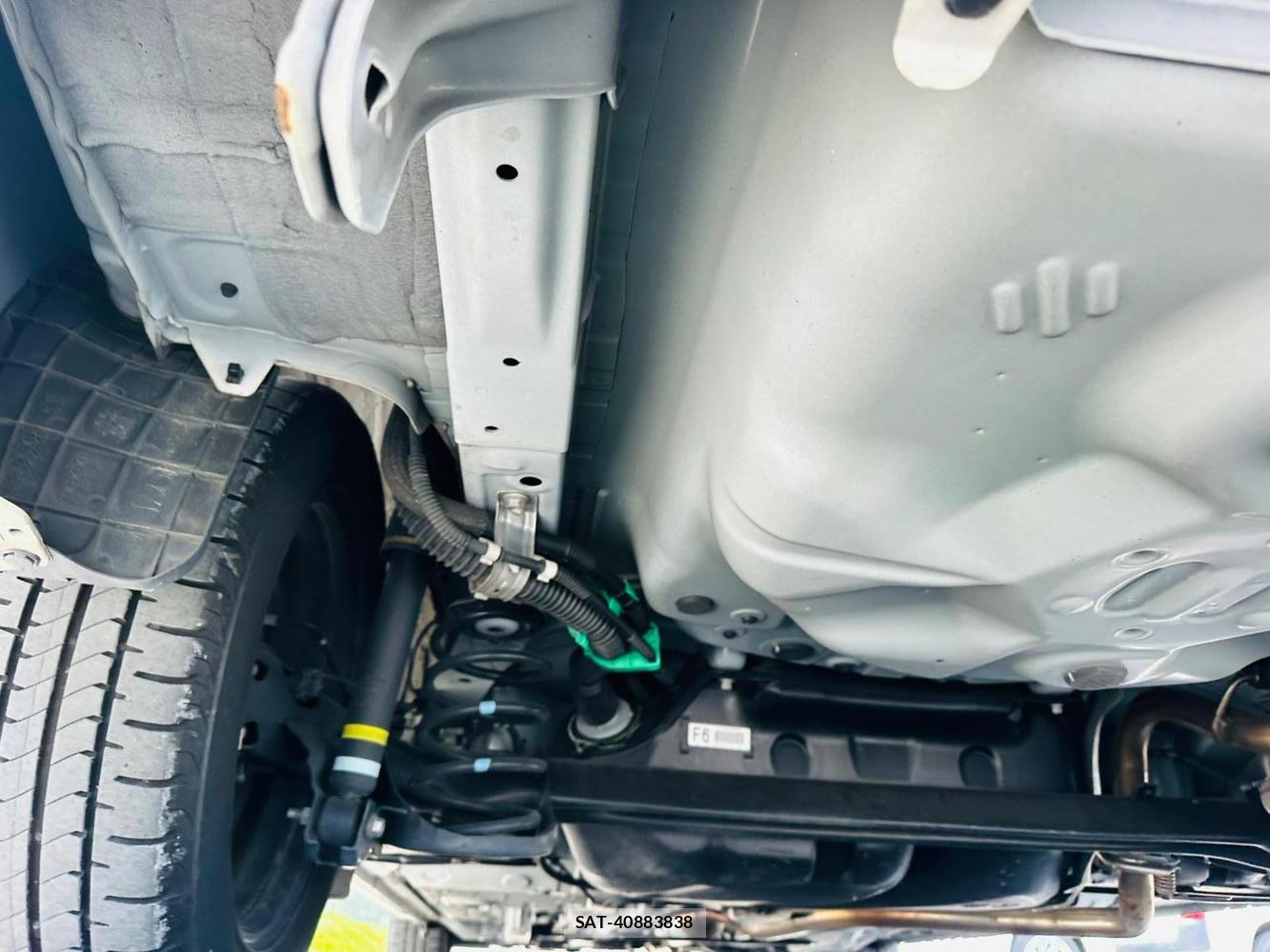 Toyota COROLLA AXIO 2020-04 7366394-35