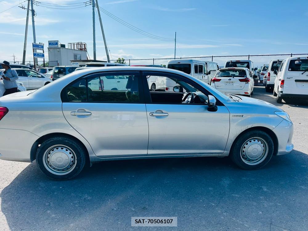 Toyota COROLLA AXIO 2019 7236555-5