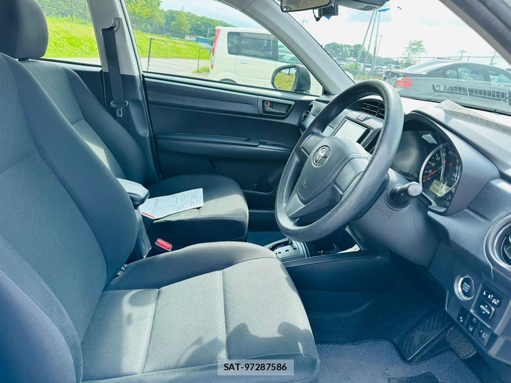 Toyota COROLLA AXIO 2020 7171849-11