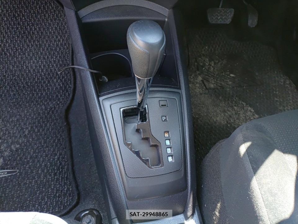 Toyota COROLLA AXIO 2019-05 7382708-9
