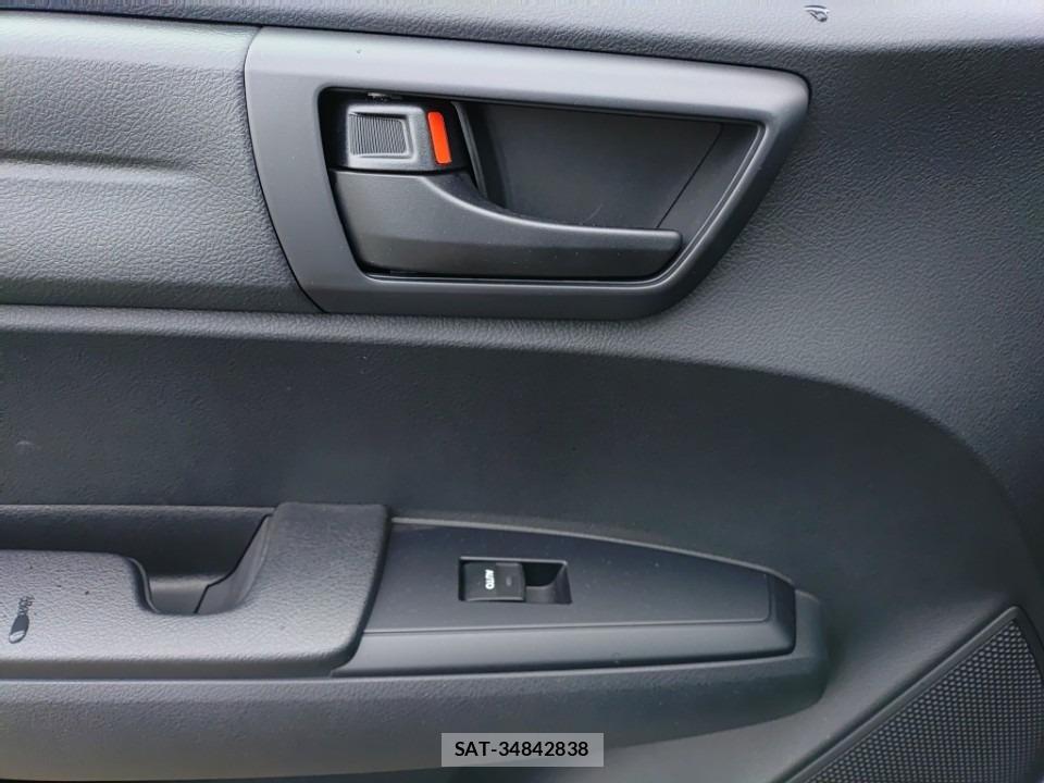 Toyota COROLLA AXIO 2019-06 7382732-11