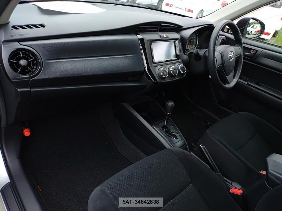 Toyota COROLLA AXIO 2019-06 7382732-5