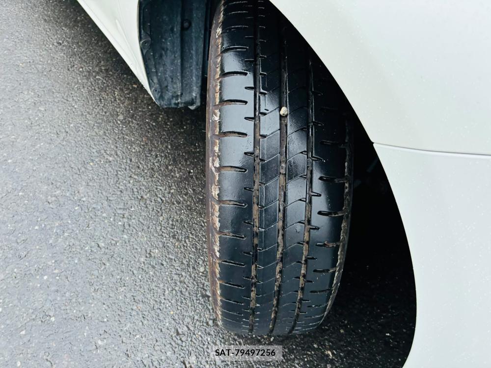 Toyota COROLLA AXIO 2019-05 7471400-32