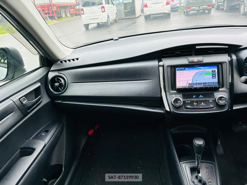 Toyota COROLLA AXIO 2019-05 7400697-17