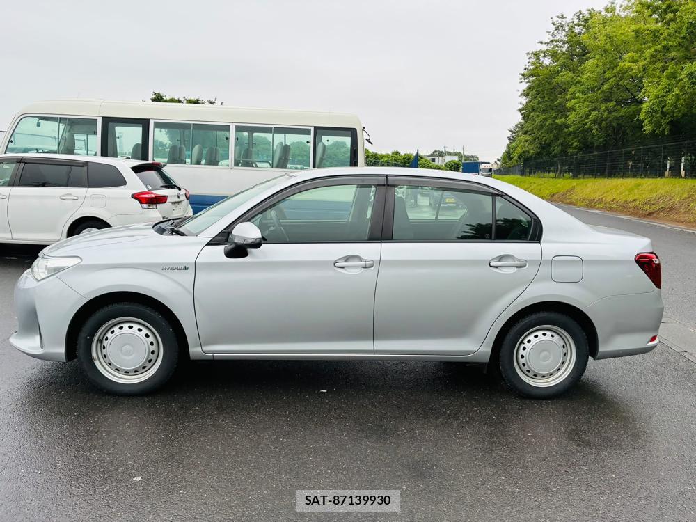 Toyota COROLLA AXIO 2019-05 7400697-1