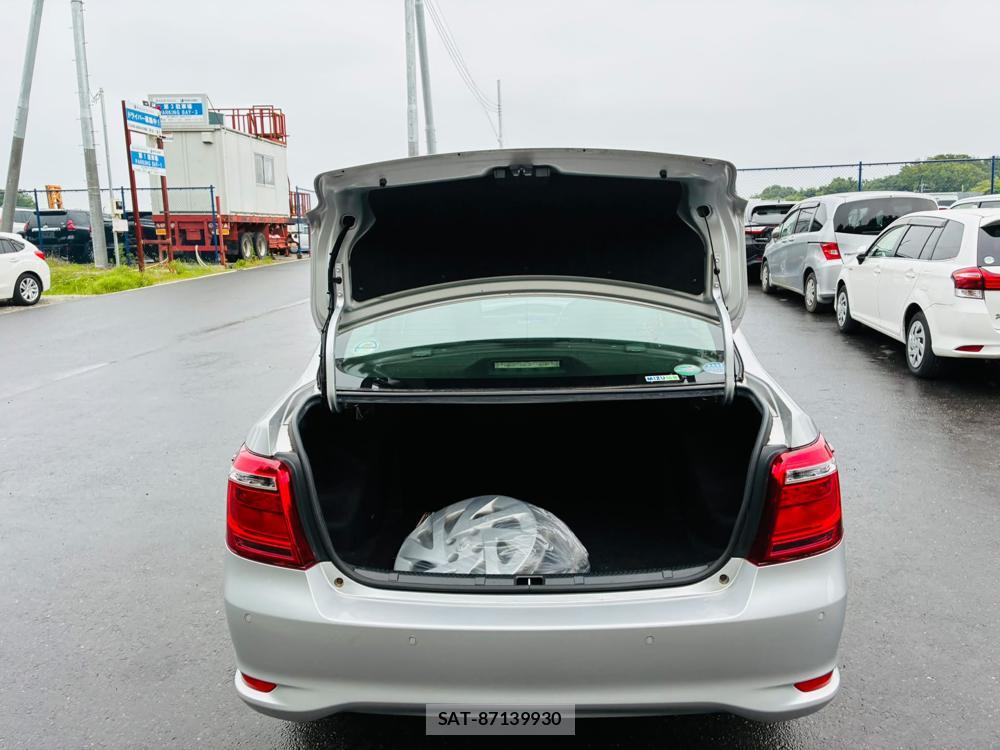 Toyota COROLLA AXIO 2019-05 7400697-26