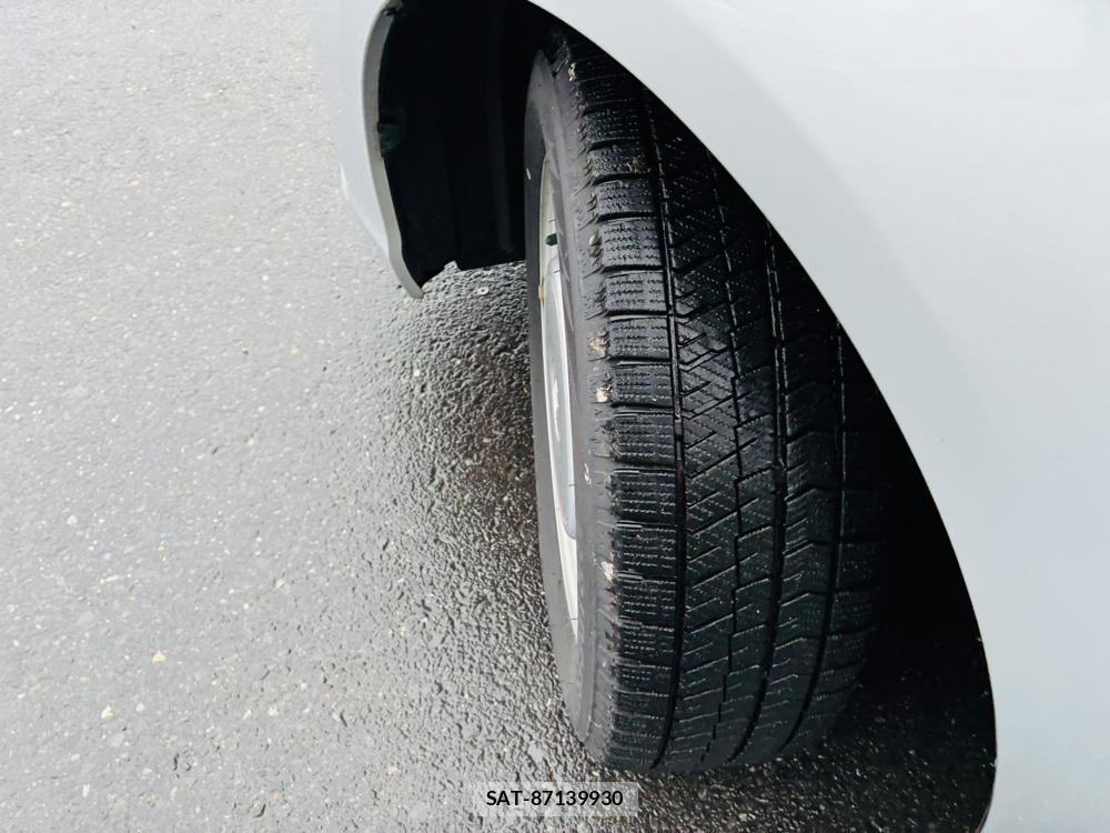 Toyota COROLLA AXIO 2019-05 7400697-31