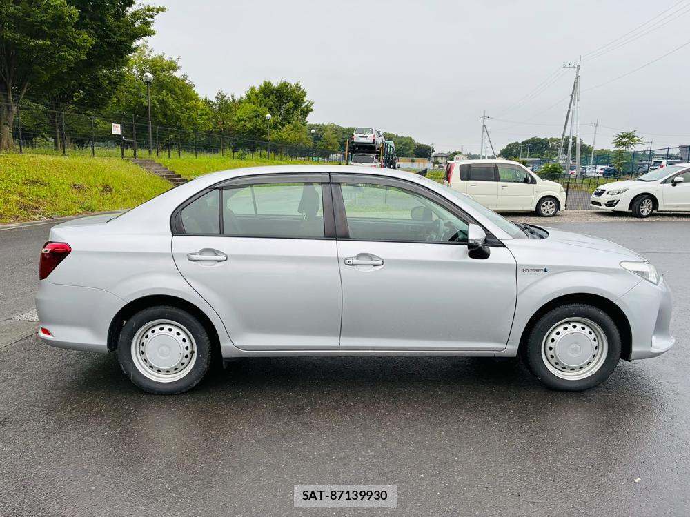 Toyota COROLLA AXIO 2019-05 7400697-5