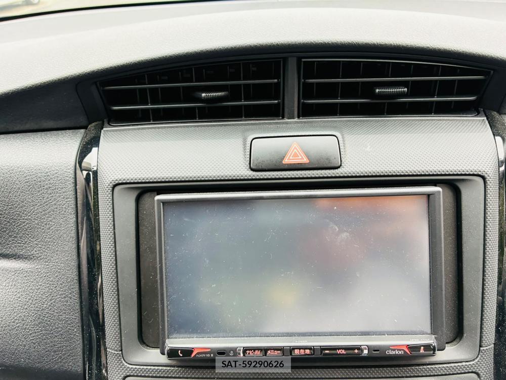 Toyota COROLLA AXIO 2019-05 6981426-18