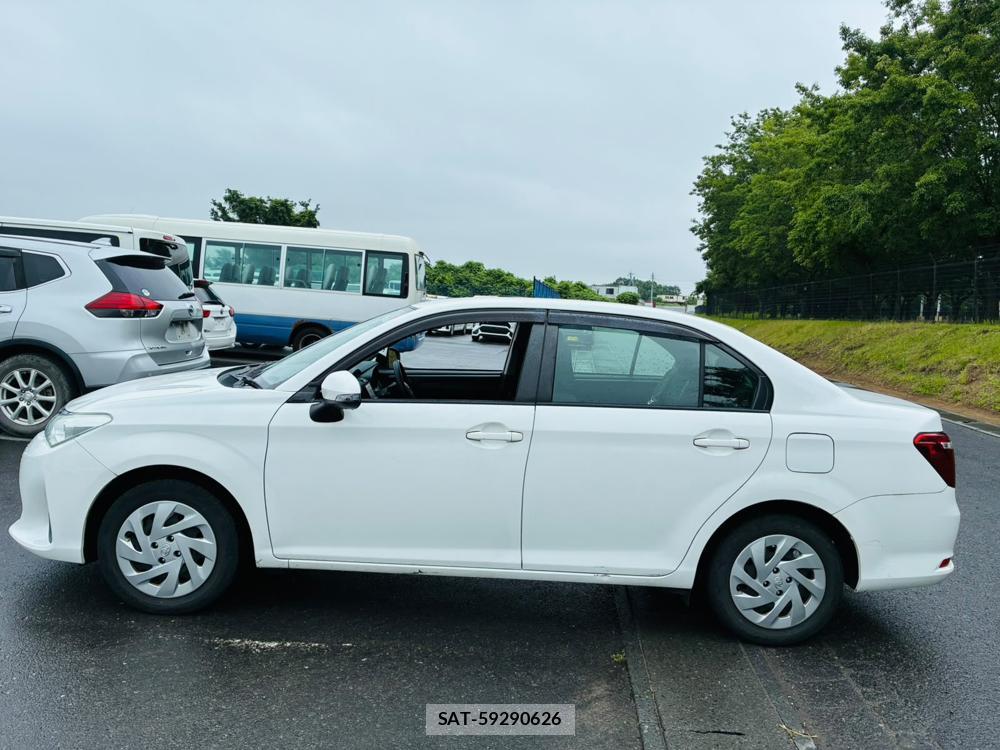 Toyota COROLLA AXIO 2019-05 6981426-1