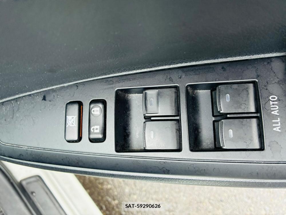 Toyota COROLLA AXIO 2019-05 6981426-22
