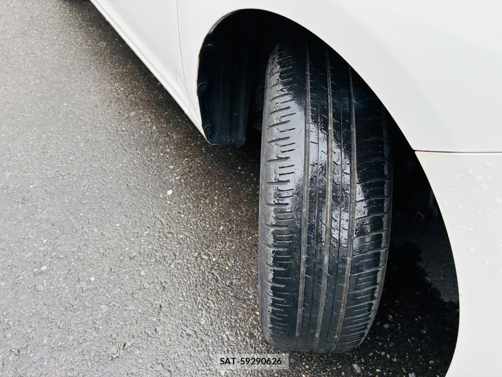 Toyota COROLLA AXIO 2019-05 6981426-32