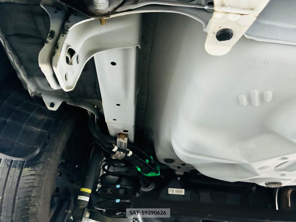 Toyota COROLLA AXIO 2019-05 6981426-34