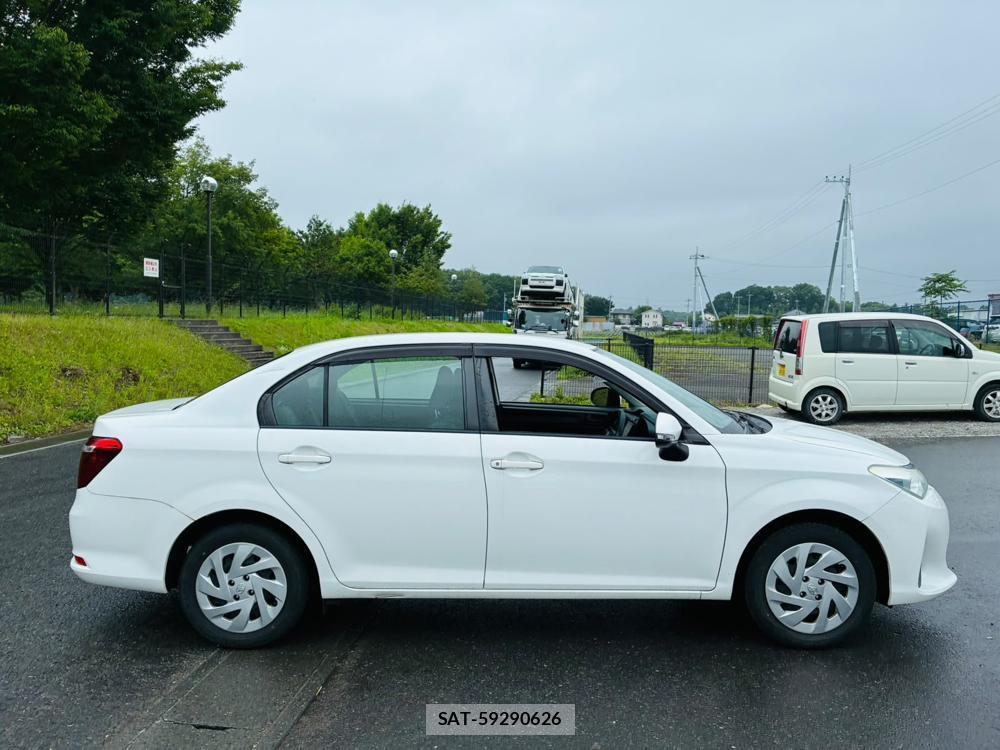 Toyota COROLLA AXIO 2019-05 6981426-5