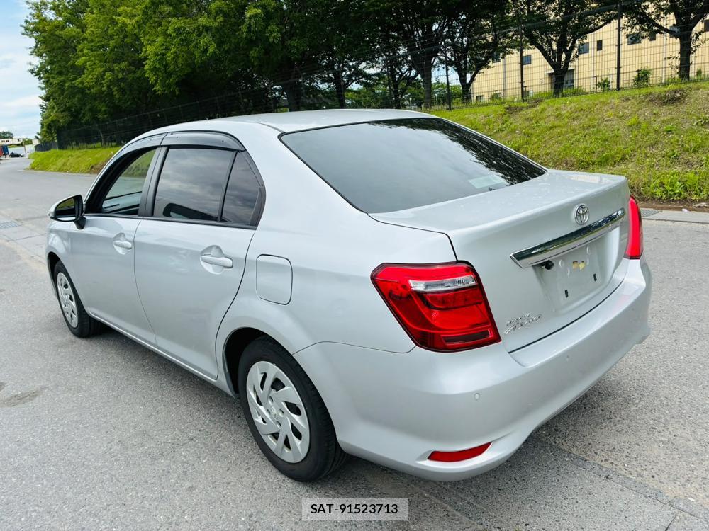 Toyota COROLLA AXIO 2019-02 7489160-2