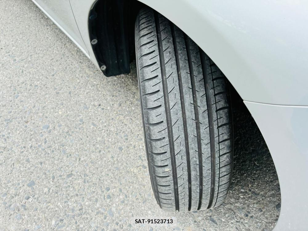 Toyota COROLLA AXIO 2019-02 7489160-32