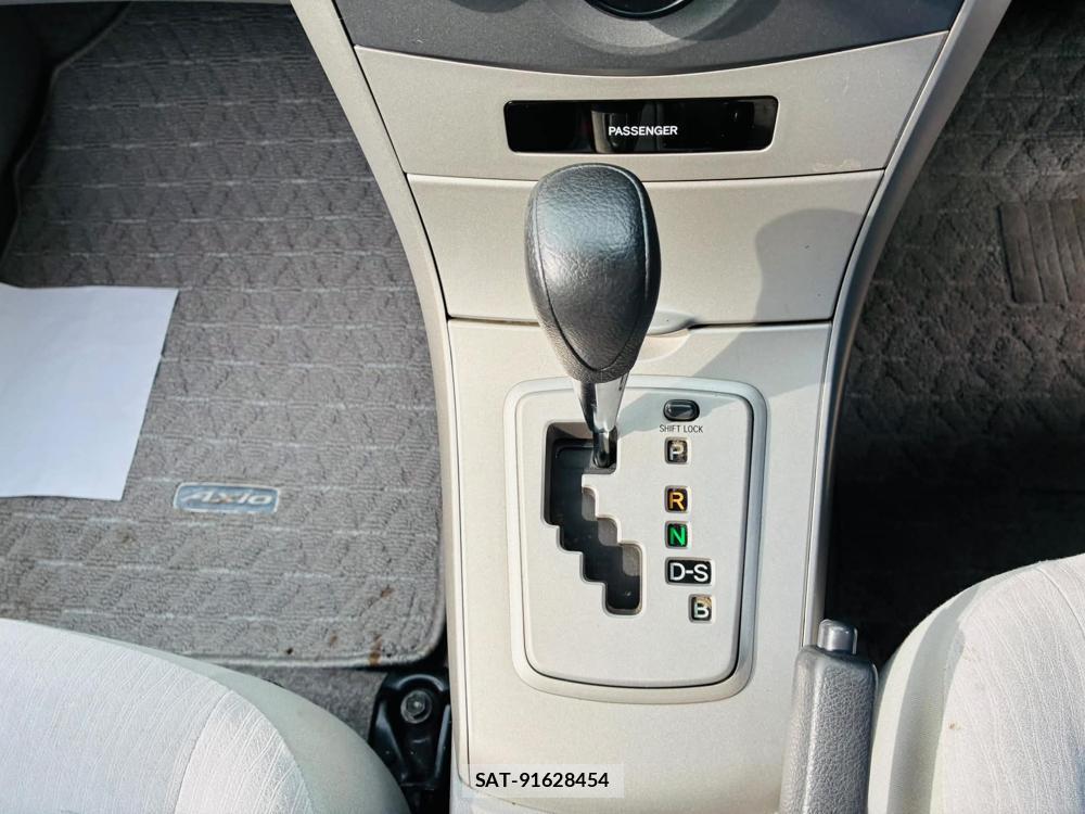 Toyota COROLLA AXIO 2008-09 7374804-20