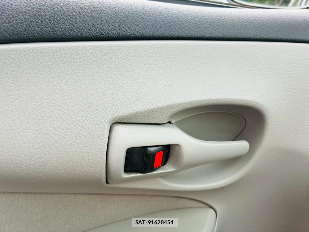 Toyota COROLLA AXIO 2008-09 7374804-23