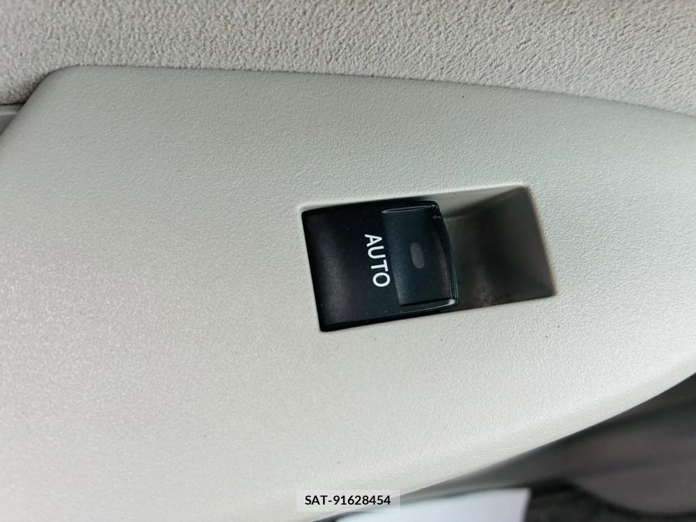 Toyota COROLLA AXIO 2008-09 7374804-24