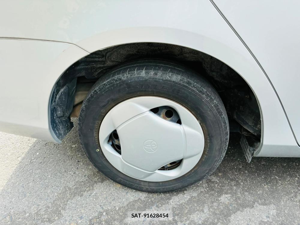 Toyota COROLLA AXIO 2008-09 7374804-27