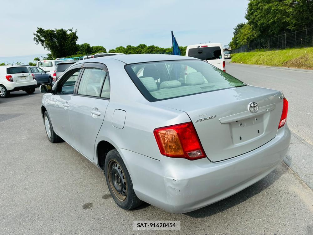 Toyota COROLLA AXIO 2008-09 7374804-2