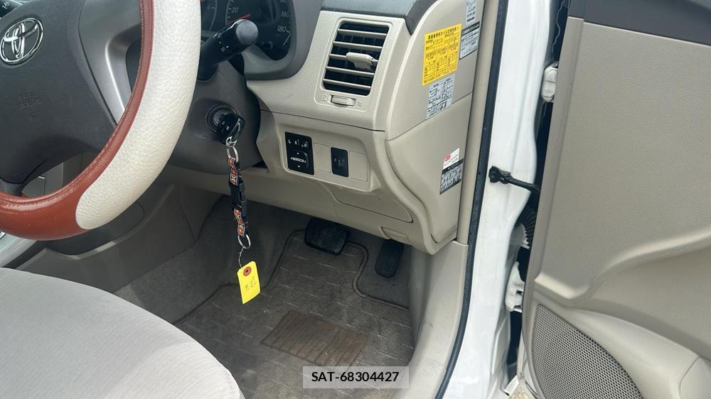 Toyota COROLLA AXIO 2008-02 7380005-15