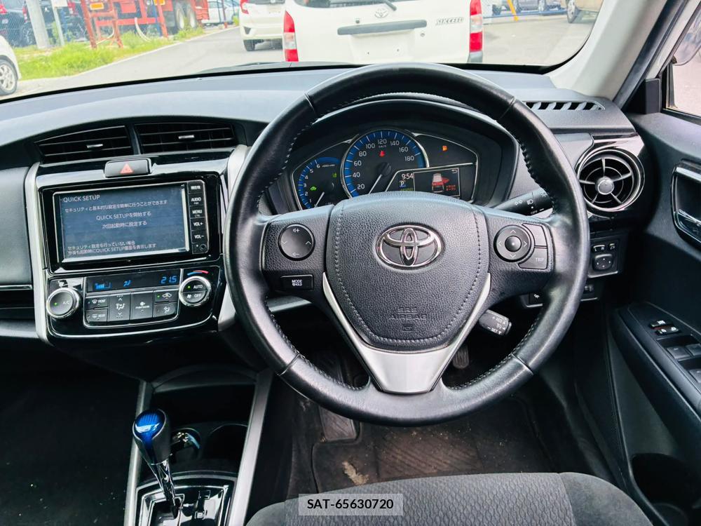 Toyota COROLLA AXIO 2019-04 7369156-13