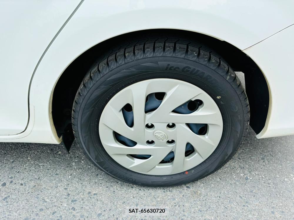 Toyota COROLLA AXIO 2019-04 7369156-30