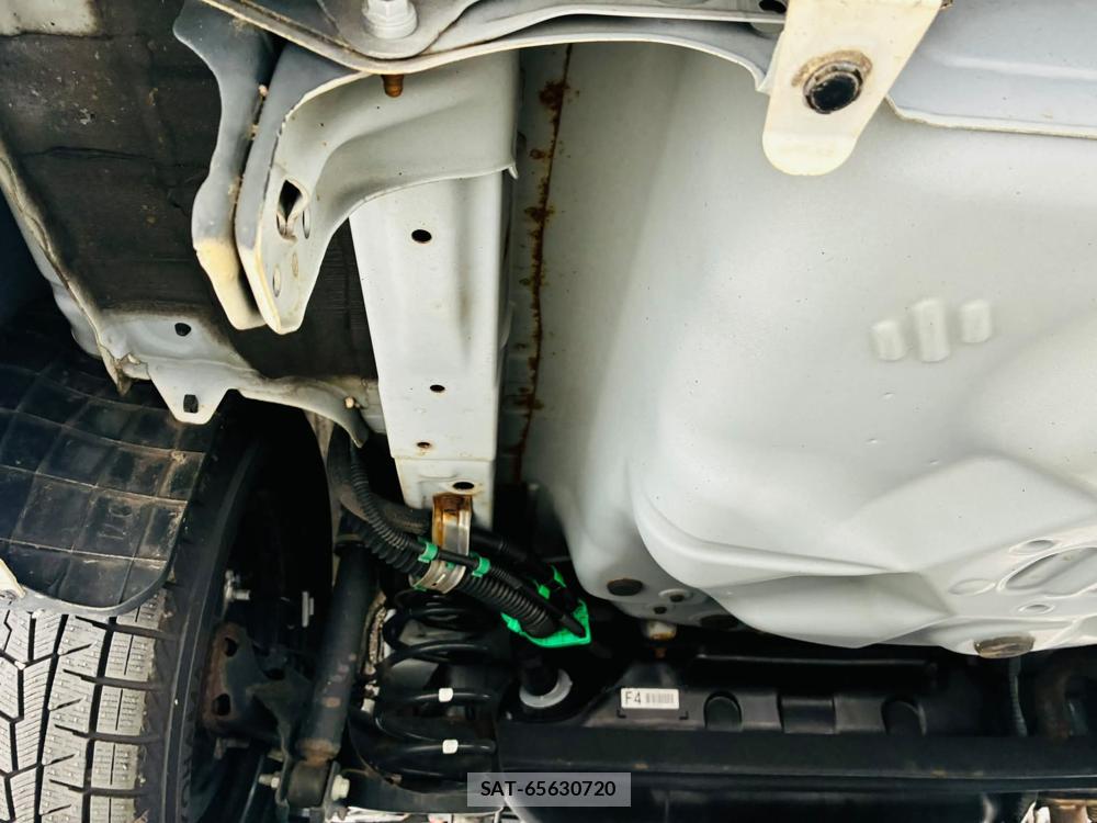 Toyota COROLLA AXIO 2019-04 7369156-33