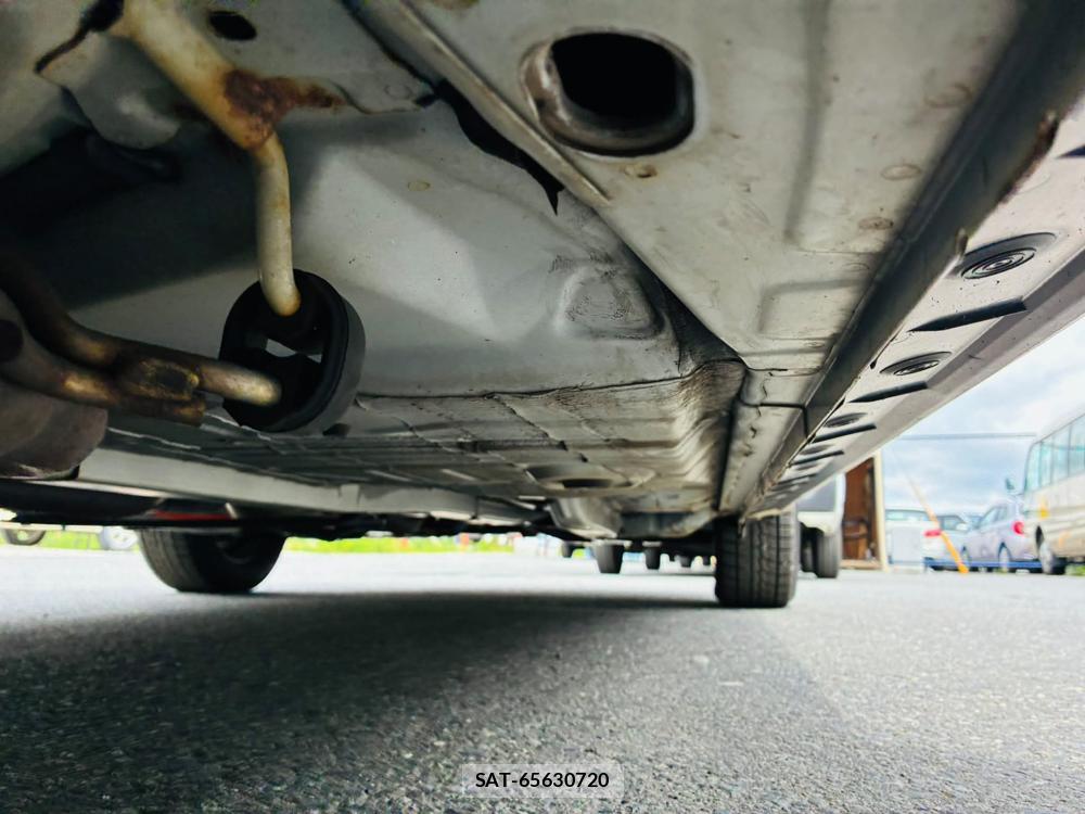 Toyota COROLLA AXIO 2019-04 7369156-34
