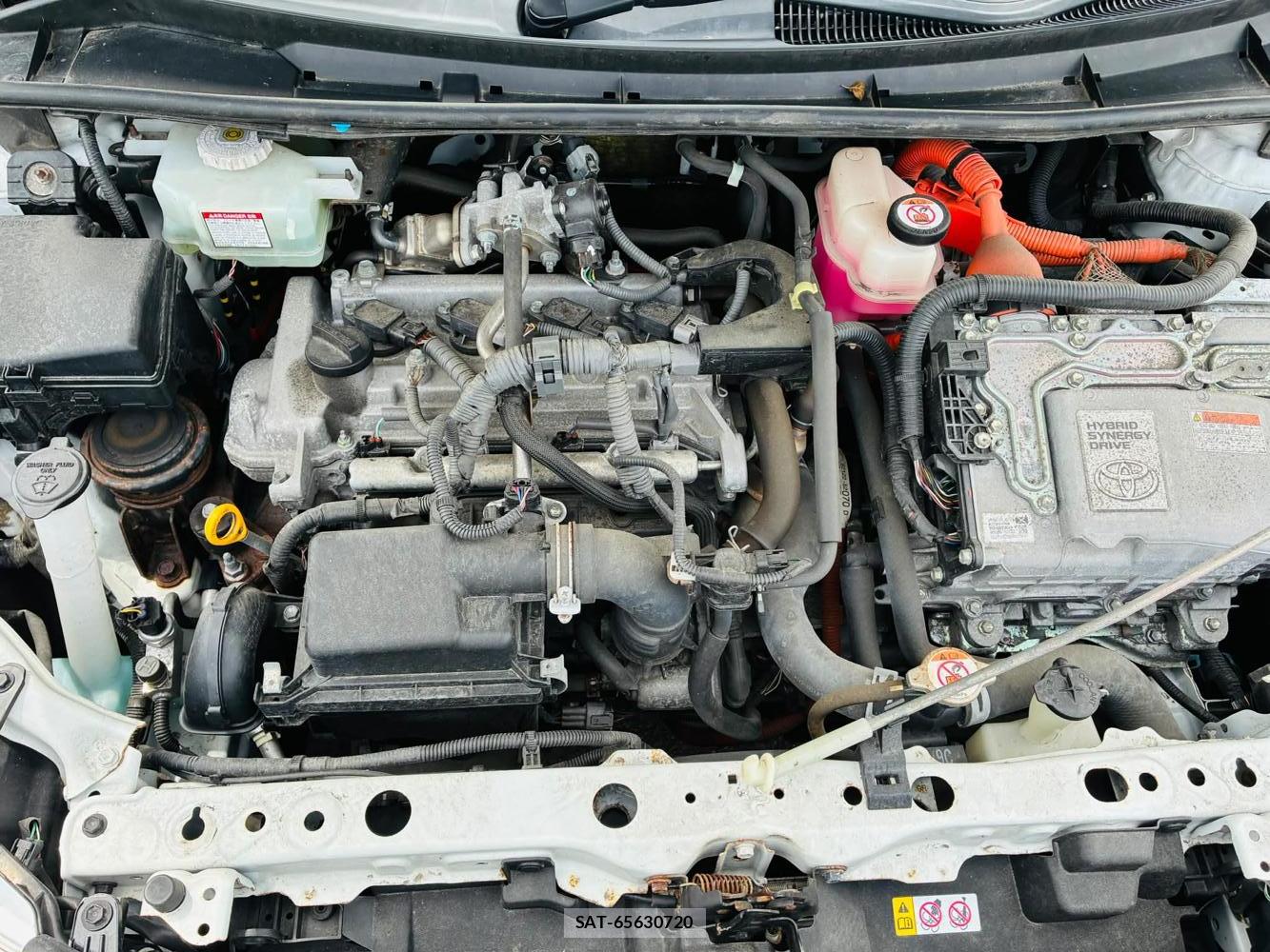 Toyota COROLLA AXIO 2019-04 7369156-35
