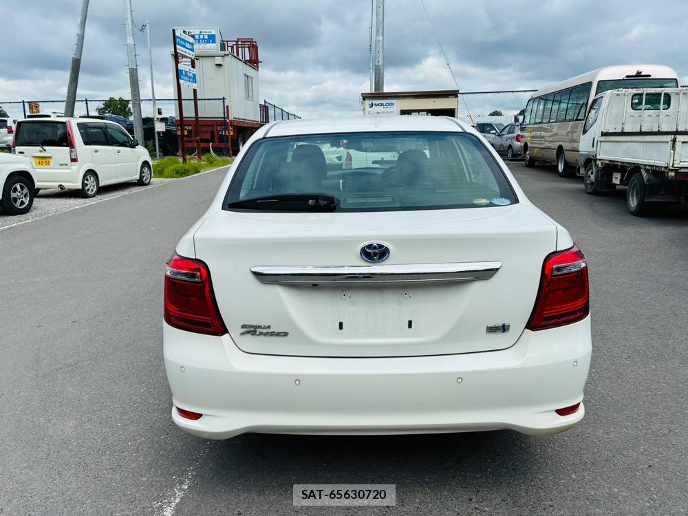 Toyota COROLLA AXIO 2019-04 7369156-3