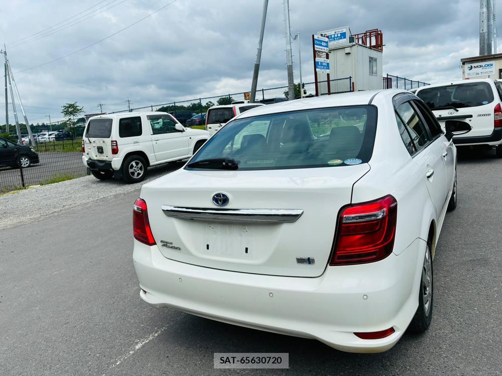 Toyota COROLLA AXIO 2019-04 7369156-4