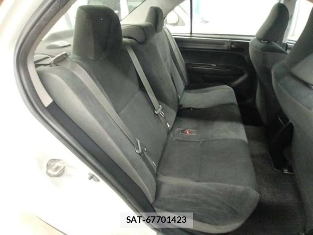 Toyota COROLLA AXIO 2019-07 7605441-8