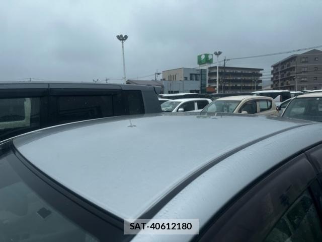 Toyota COROLLA AXIO 2009-11 7615579-11