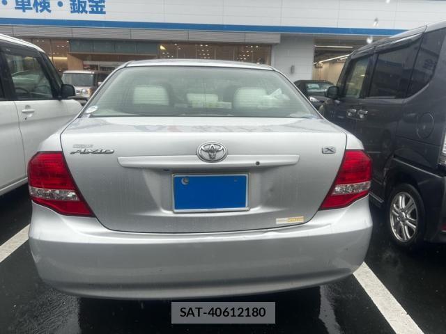 Toyota COROLLA AXIO 2009-11 7615579-4