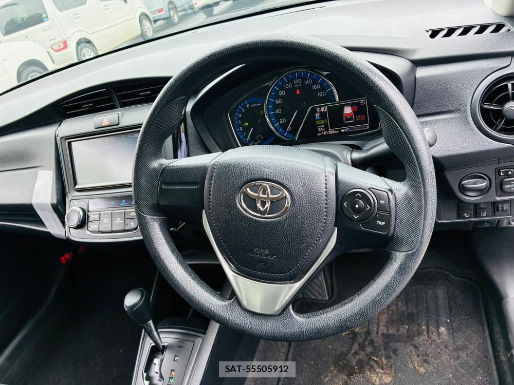 Toyota COROLLA AXIO 2019-05 7634461-14
