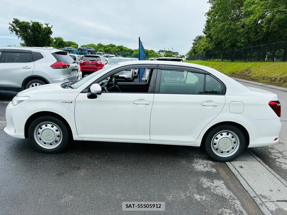Toyota COROLLA AXIO 2019-05 7634461-1
