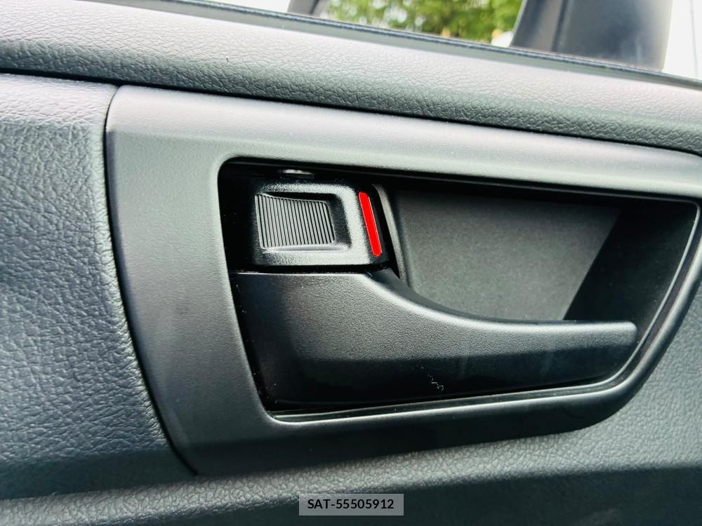 Toyota COROLLA AXIO 2019-05 7634461-23