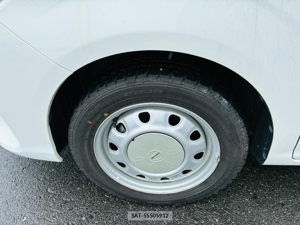 Toyota COROLLA AXIO 2019-05 7634461-29