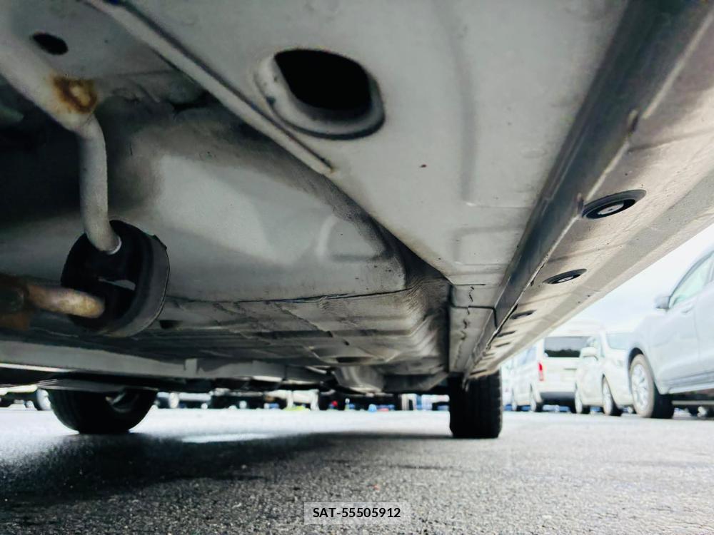 Toyota COROLLA AXIO 2019-05 7634461-36