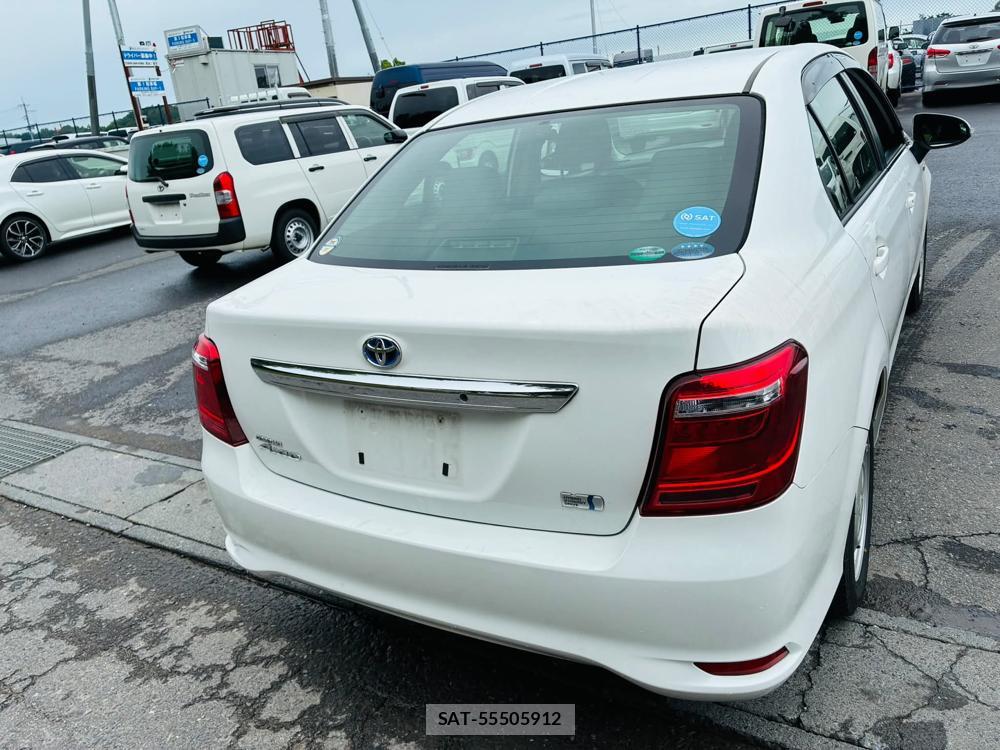 Toyota COROLLA AXIO 2019-05 7634461-4