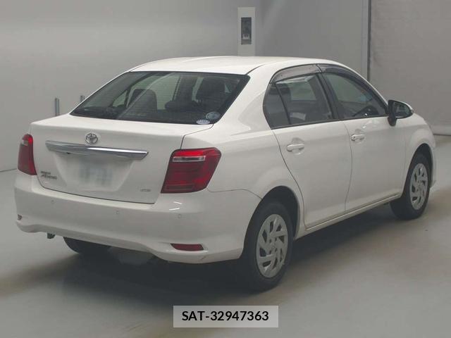 Toyota COROLLA AXIO 2020-06 7683580-1